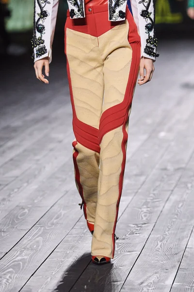Look 138